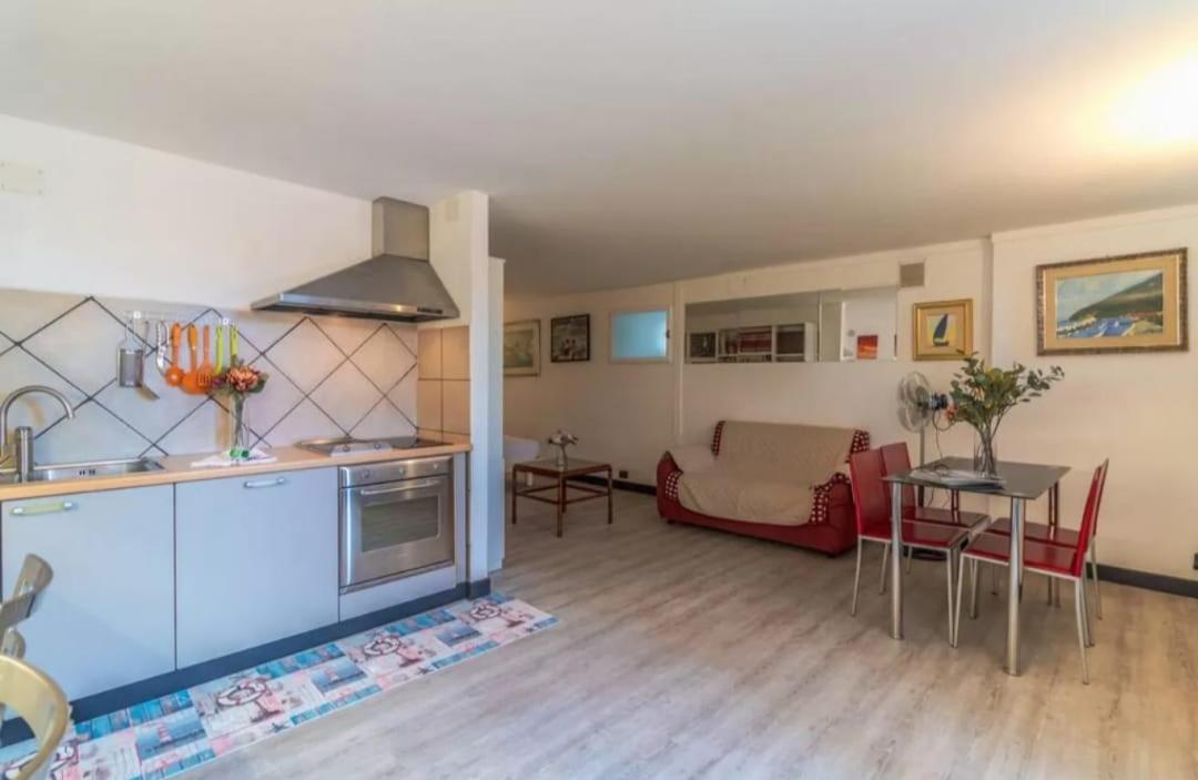 Casa Coppe… Affacciato Sulla Baia Delle Favole Apartment เซสตรี เลวานเต ภายนอก รูปภาพ